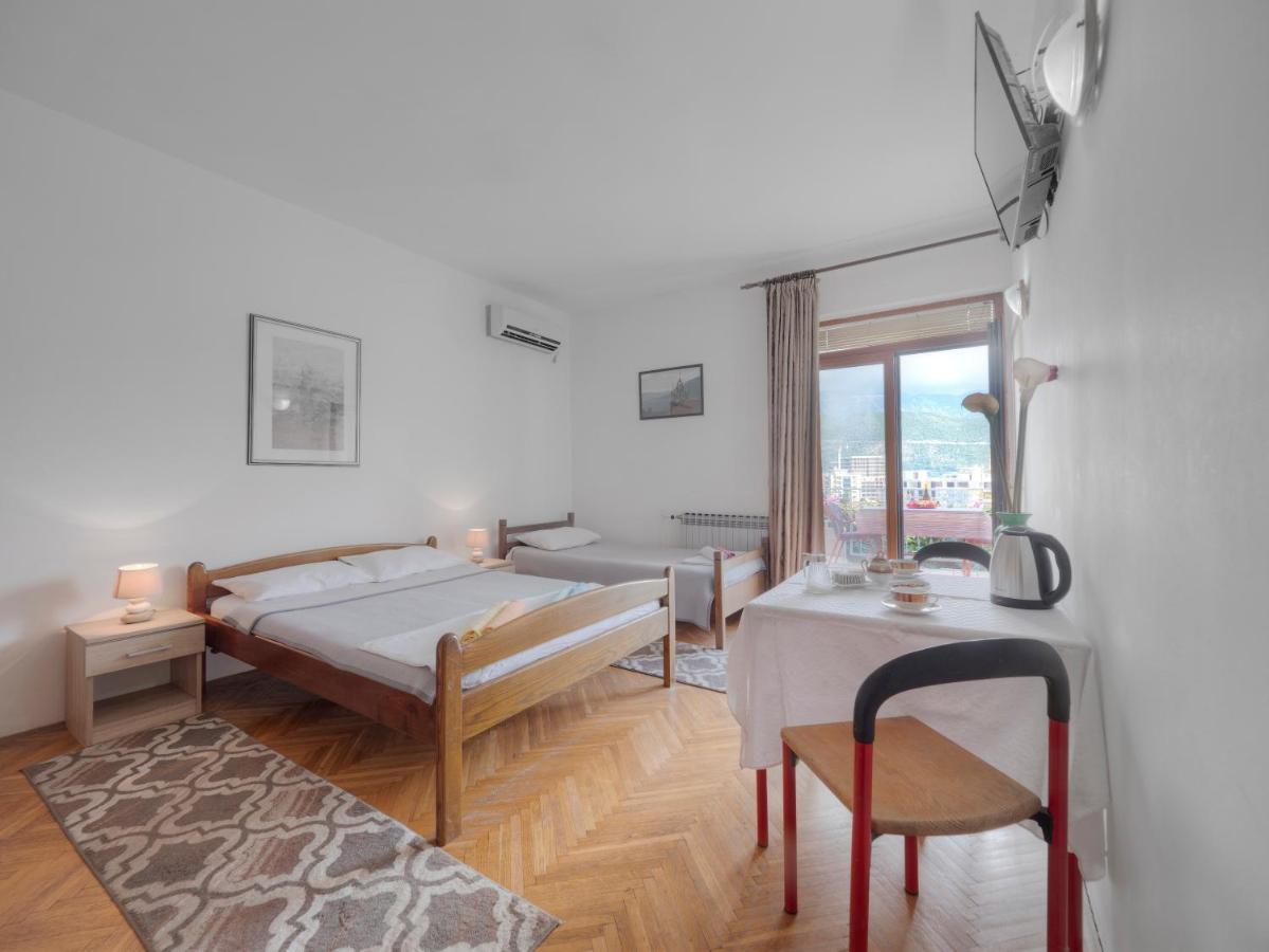 Madra Rooms And Apartments Будва Экстерьер фото